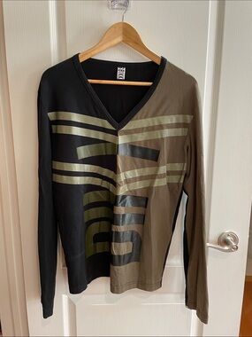 Bikkembergs Black and Olive V-Neck Graphic Stripe Sweater